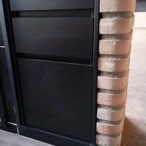 Gaveteiro área gourmet em preto puxado cava embutido