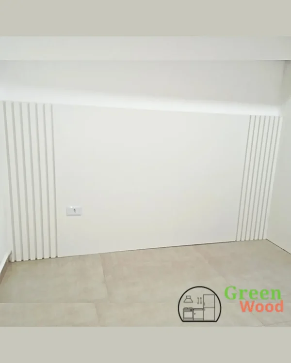 Cabeceira de Cama em MDF Branco com Design Ripado - Imagem 2